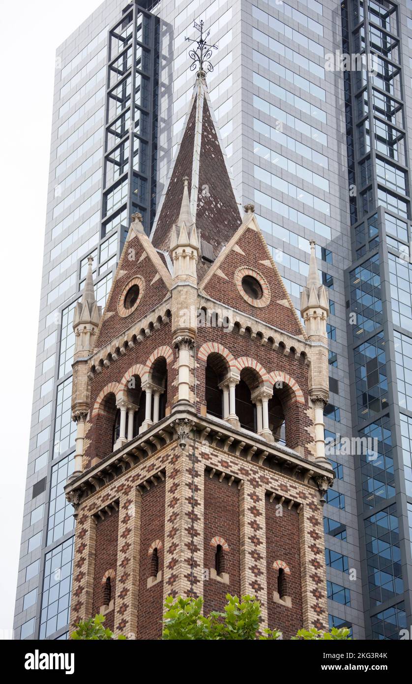 L'architecture du 19th siècle et moderne côte à côte dans le centre-ville de Melbourne (Victoria, Australie). Banque D'Images