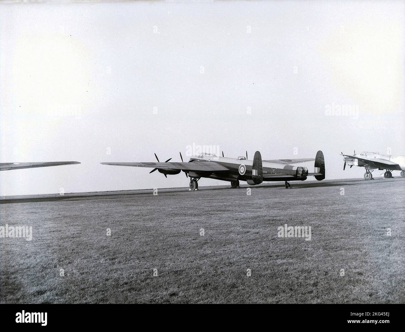 1949, historique, bombardier Avro Lancaster sur un terrain d'aviation à RAF Ternhill. Près de Market Drayton, Shropshire, Angleterre, Royaume-Uni. Banque D'Images