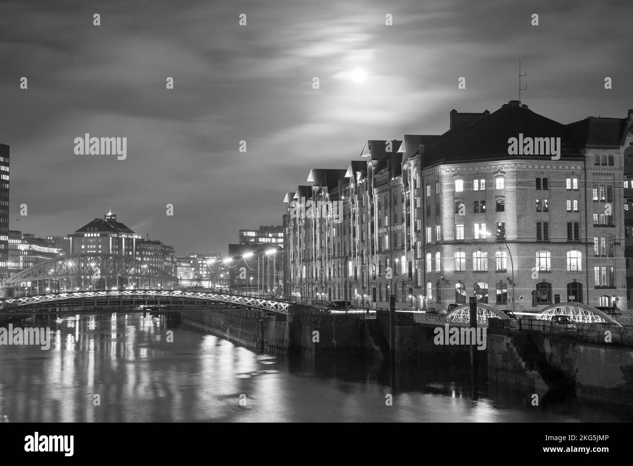 Speicherstadt historique la nuit à Hambourg Banque D'Images