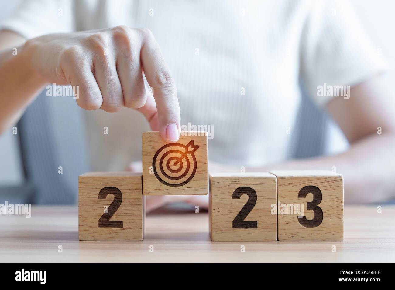 2023 bloc avec icône de plan de travail. Objectif, cible, résolution, stratégie, plan, Concepts d'action, de mission, de motivation et de début d'année Banque D'Images