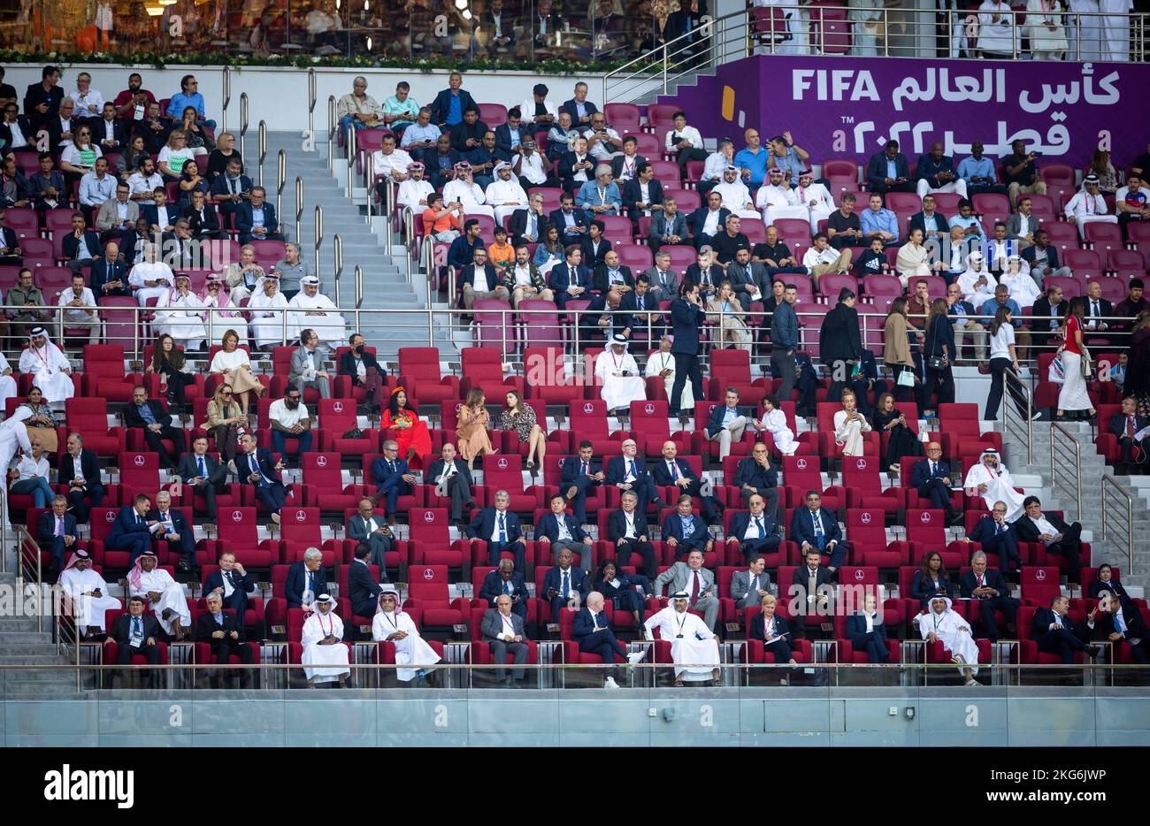 Doha, Qatar. 21st novembre 2022. u. Giovanni Infantino, président de la FIFA (L) Aleksander Ceferin, président de l'UEFA, David Beckham, PeterPeters, Angleterre - Ira Banque D'Images