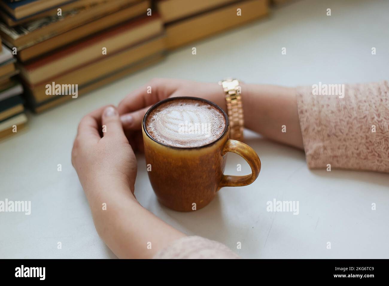 Gros plan sur le concept de tasse à cappuccino Banque D'Images