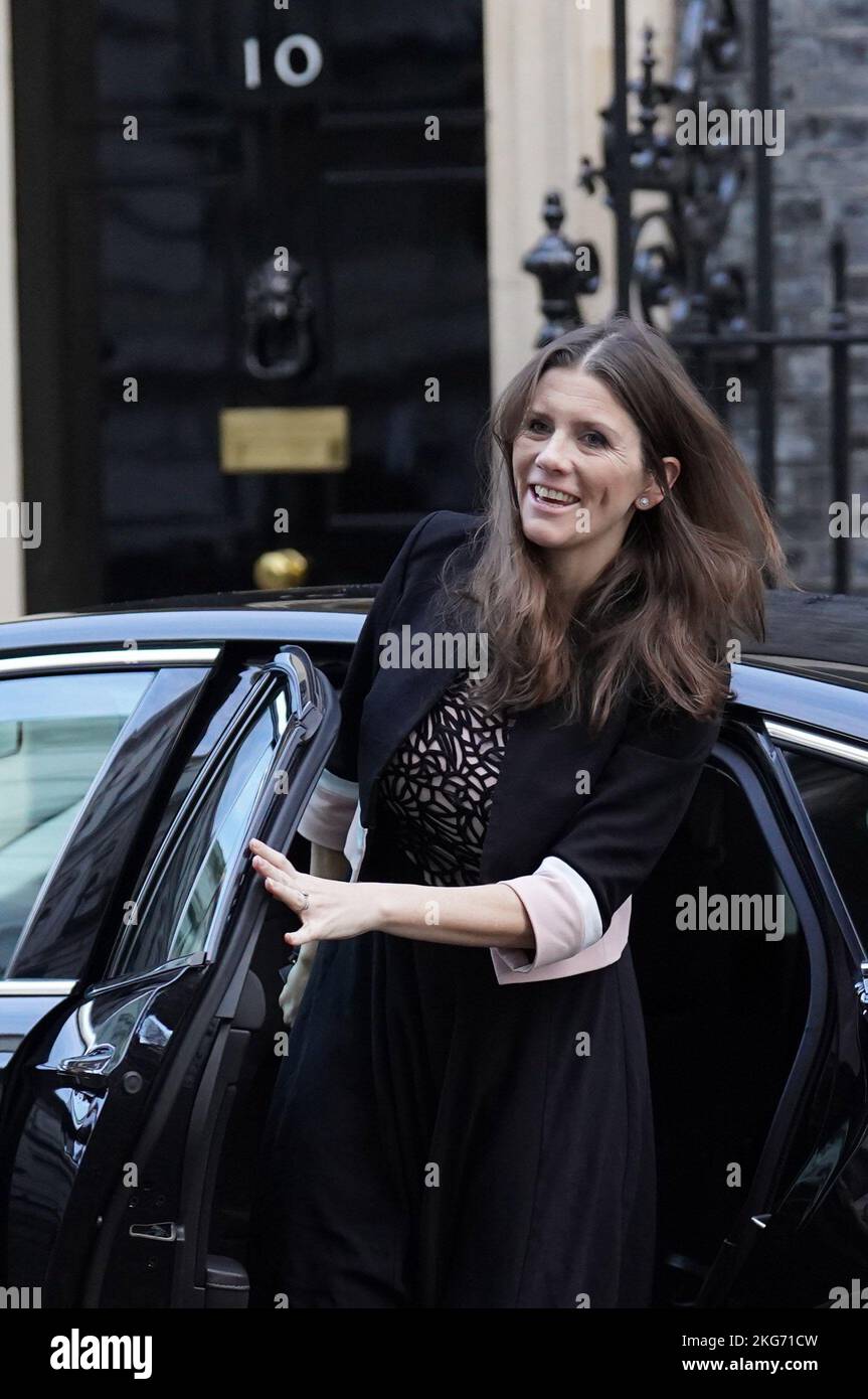 Michelle Donelan, secrétaire à la culture, arrive à Downing Street, à Londres, avant une réunion du Cabinet. Date de la photo: Mardi 22 novembre 2022. Banque D'Images