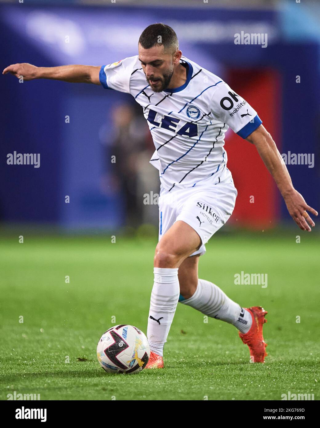 Luis Rioja de Deportivo Alaves pendant la Smartbank LaLiga au stade d'Anduva sur 20 novembre 2022, à Eibar, Espagne. Banque D'Images