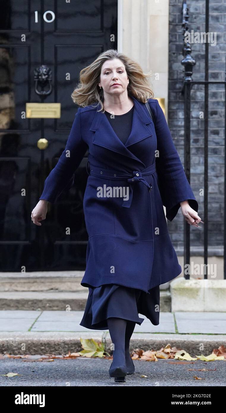 Le leader de la Chambre des communes Penny Mordtante quitte le 10 Downing Street, Londres, à la suite d'une réunion du Cabinet. Date de la photo: Mardi 22 novembre 2022. Banque D'Images