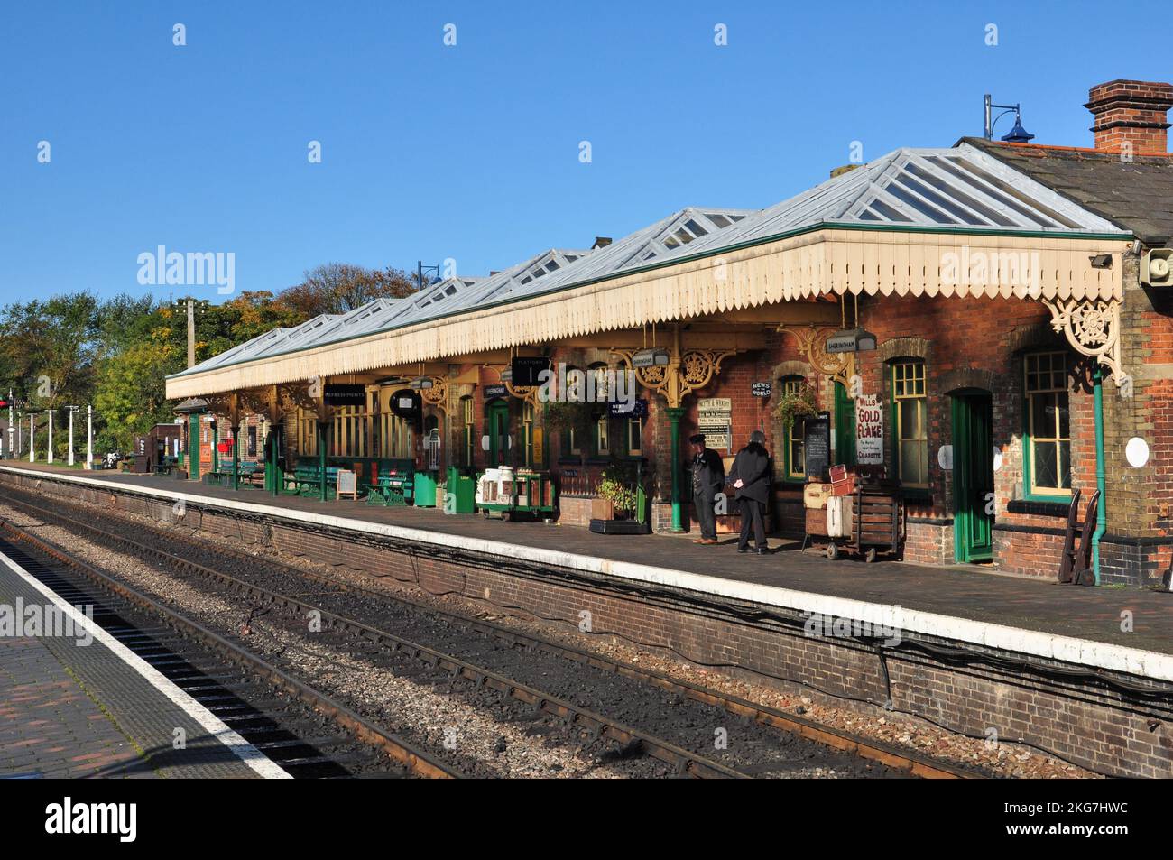 Gare magnifiquement préservée sur le chemin de fer de North Norfolk à Sheringham, Norfolk, Angleterre, Royaume-Uni Banque D'Images