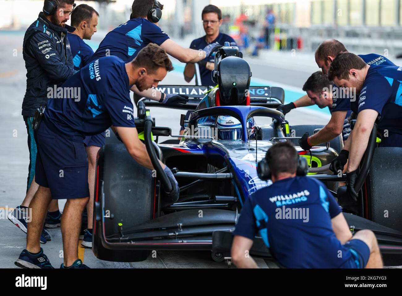 45 SARGEANT Logan (etats-unis), Williams Racing FW44, action pitlane pendant les 2022 essais post-saison de 22 novembre à 23, 2022 sur le circuit Yas Marina, sur l'île Yas, Abu Dhabi - photo Florent Gooden / DPPI Banque D'Images