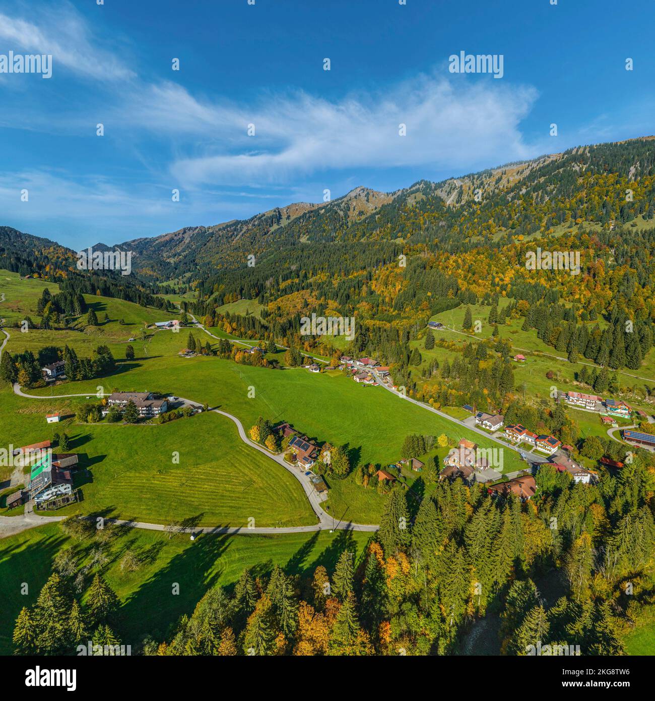 Belle nature alpine dans la vallée de Gunzesried près de Sonthofen Banque D'Images