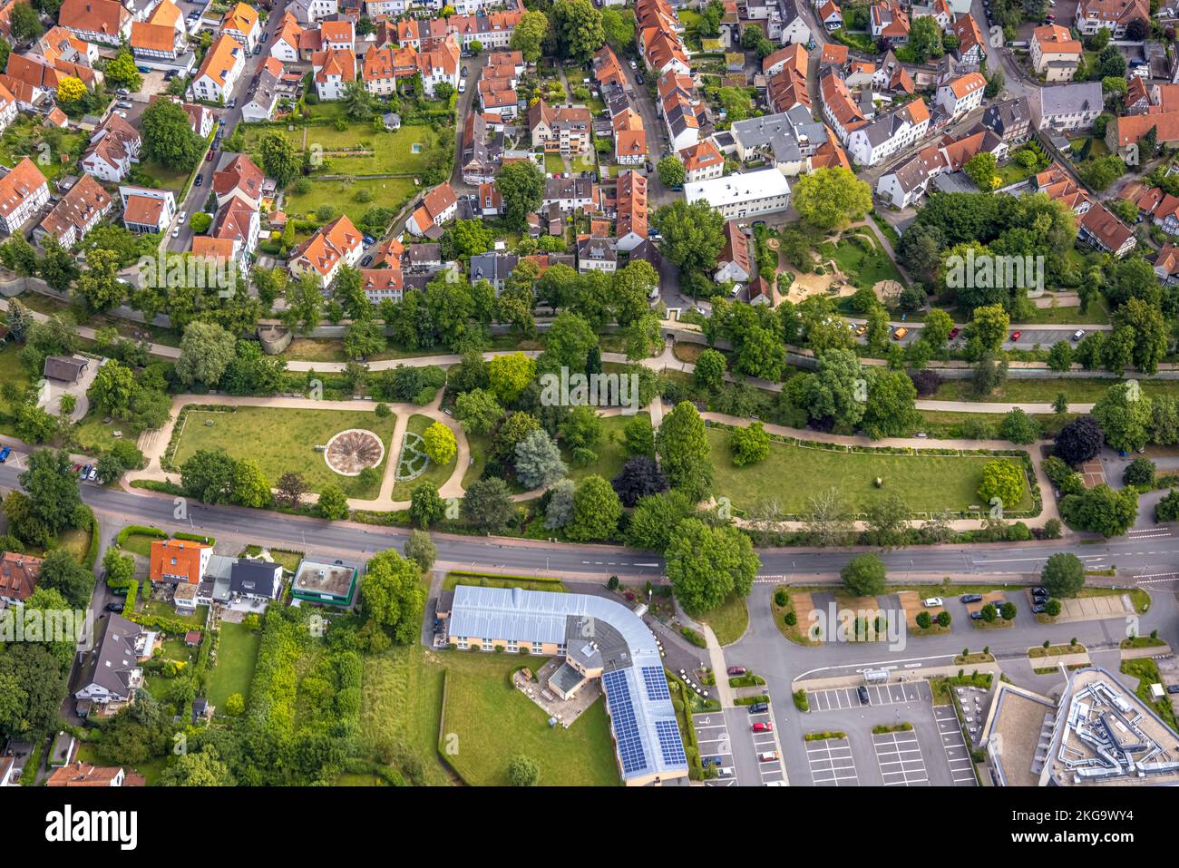 Vue aérienne, roseraie avec fontaine et rampart Soest, Soest, Soester Boerde, Rhénanie-du-Nord-Westphalie, Allemagne, Brunnen, DE, Europe, Photogra aérienne Banque D'Images