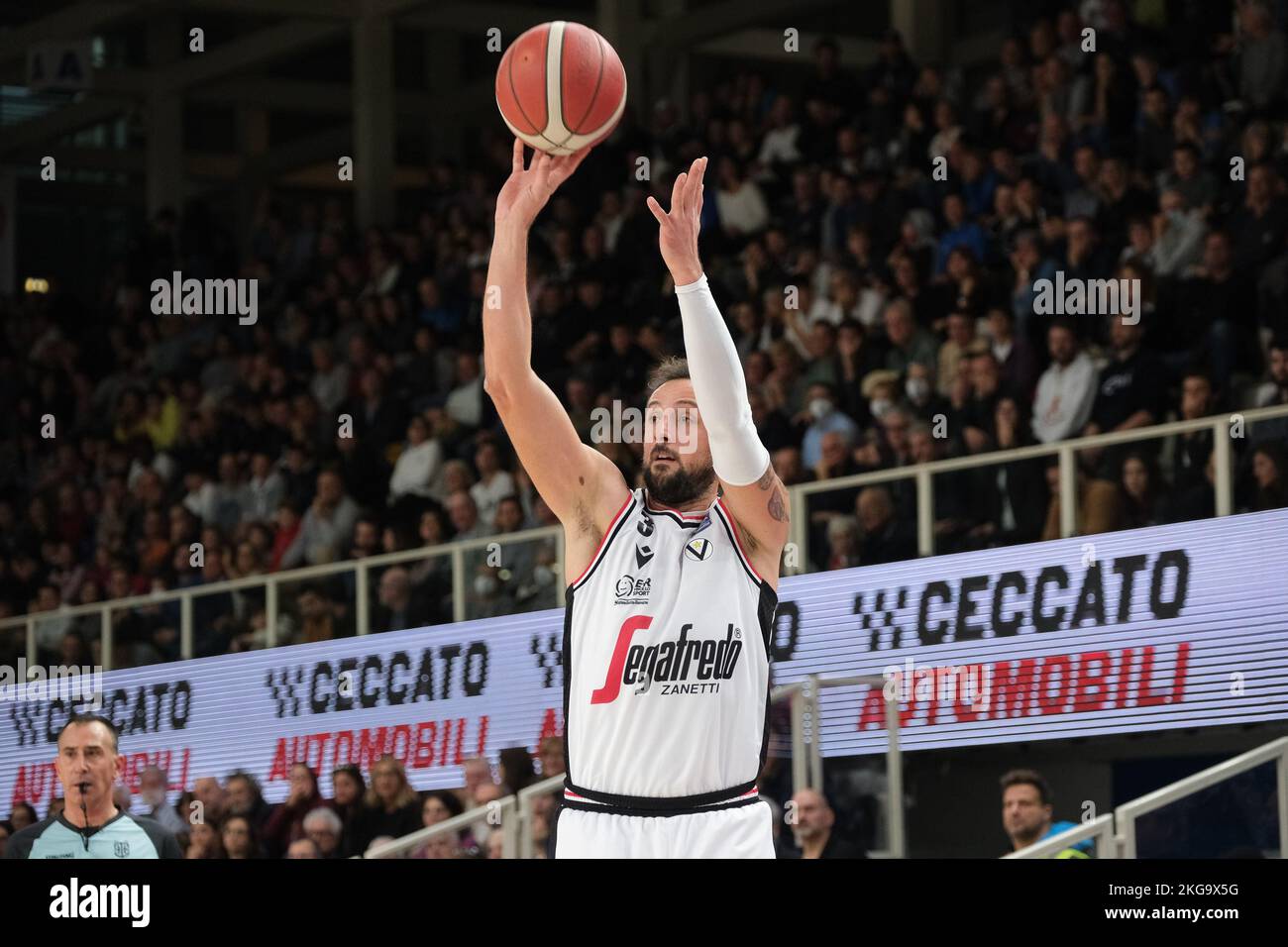 Championnat italien de basket-ball A1 - Dolomiti Energia Trentin VS Virtus Segafredo Bologna. 20th novembre 2022, Trento, Italie Banque D'Images