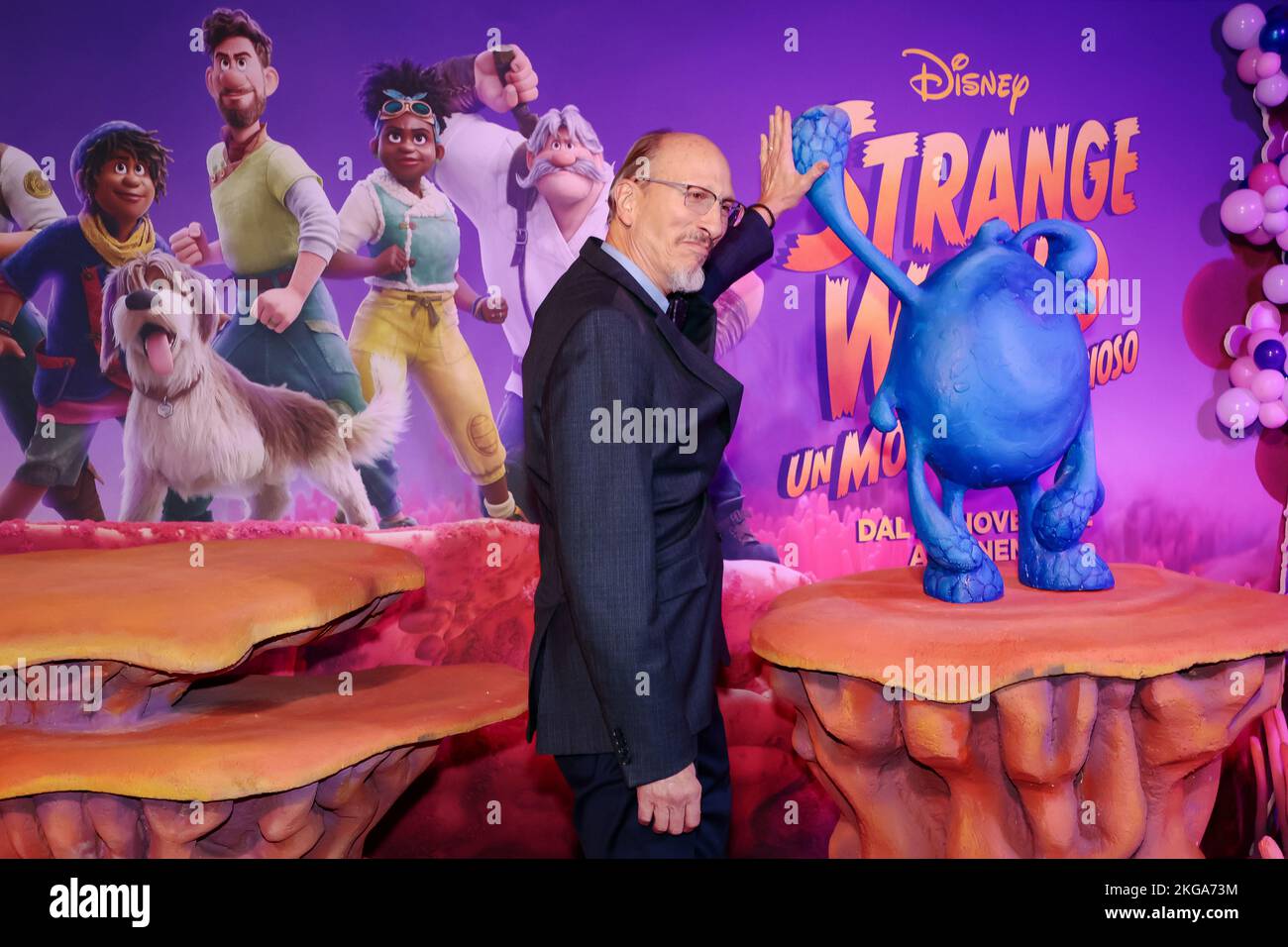 Rome, Italie - 21 novembre 2022 : le producteur Don Hall assiste au tapis rouge de la première du film Disney 'Strange World - un Mondo Misterioso' au Space Cinema Moderno. Rome, Italie. Banque D'Images