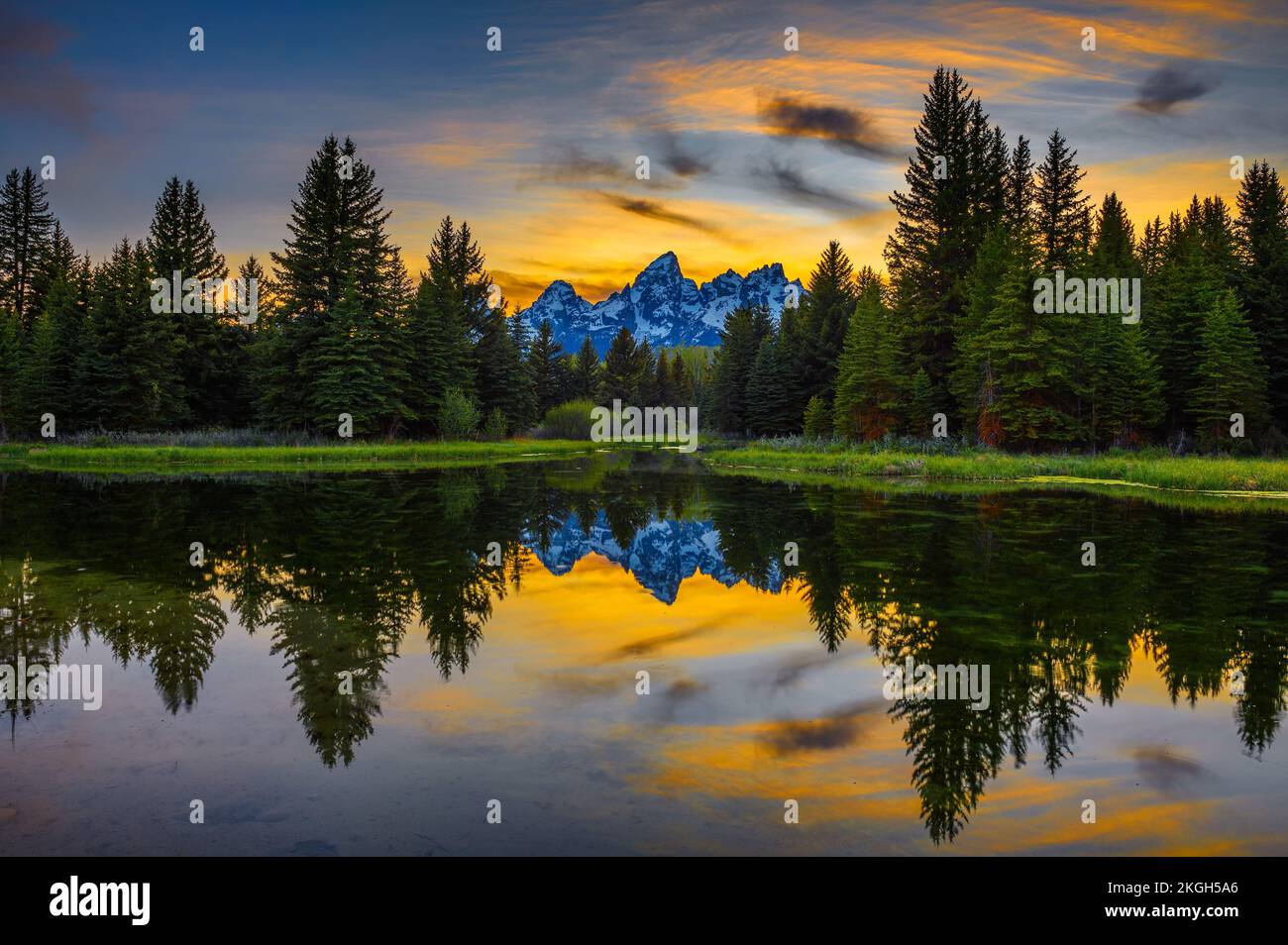 Coucher de soleil sur Schwabacher Landing dans le parc national de Grand Teton, Wyoming Banque D'Images