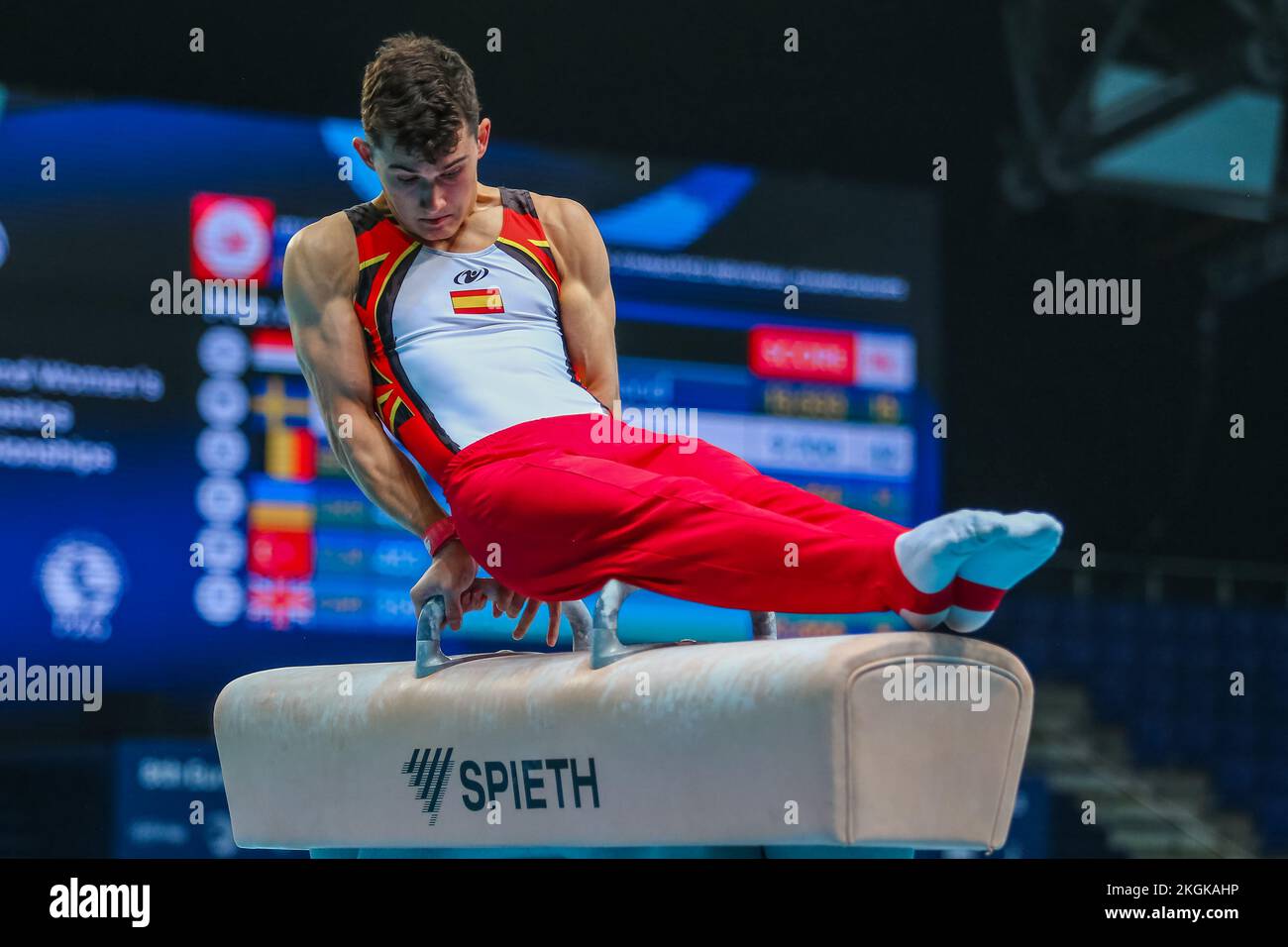 Szczecin, Pologne, 10 avril 2019: L'athlète olympique masculin Mir Nicolau d'Espagne participe au championnat de gymnastique artistique sur le cheval de Pommel Banque D'Images
