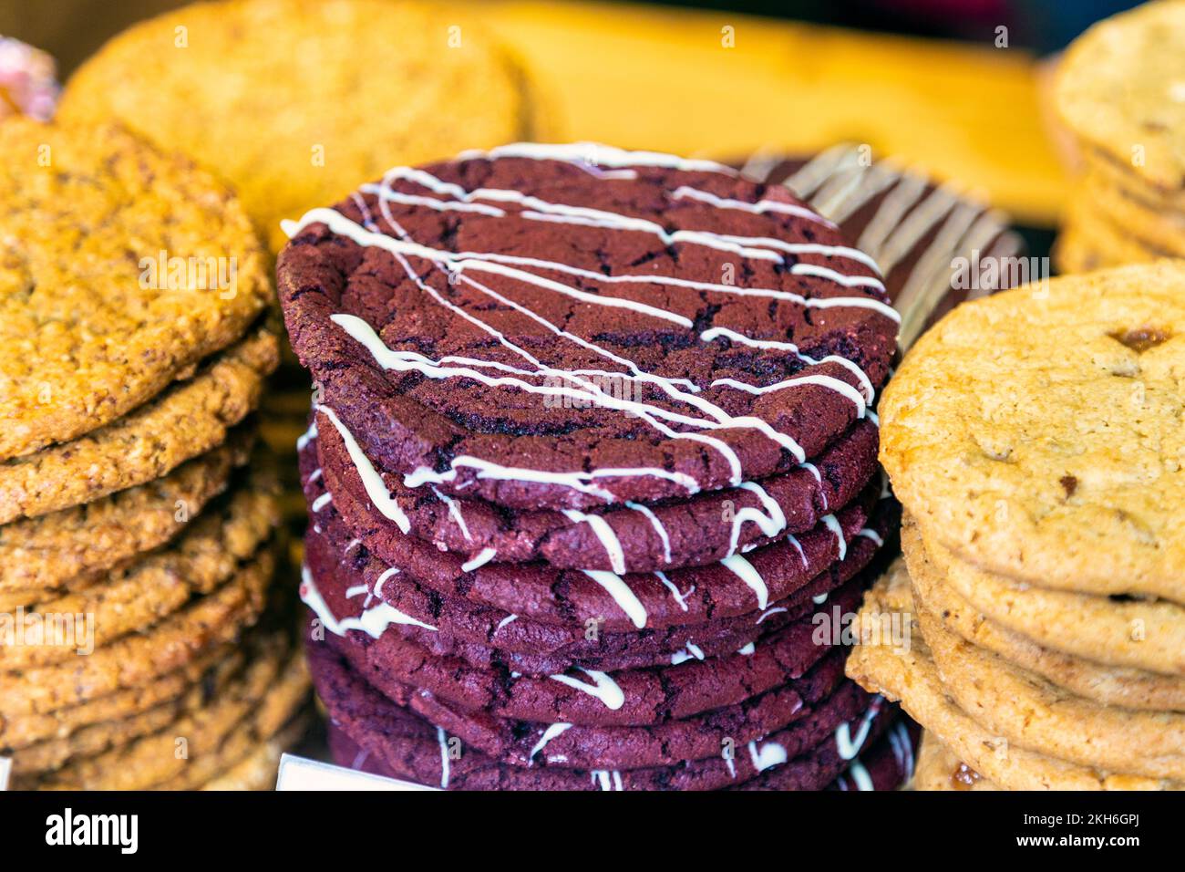Biscuit en velours rouge de Galeta au Southbank Center Food Market, Londres, Royaume-Uni Banque D'Images