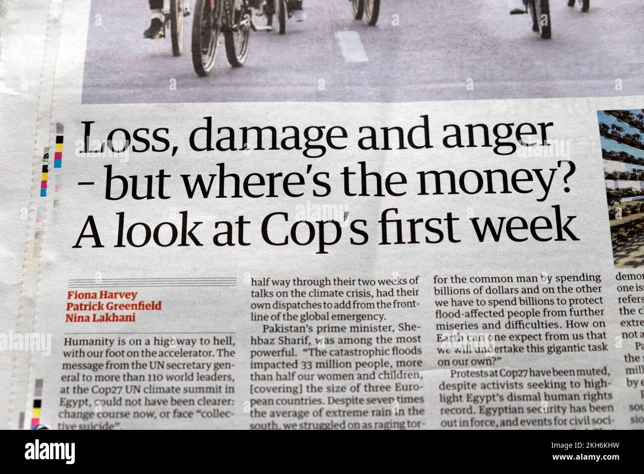 « Perte, dommages et colère - mais où est l'argent? Un coup d'œil sur le journal Guardian de la première semaine de la COP, titre Cop27, coupant le 2022 novembre à Londres au Royaume-Uni Banque D'Images