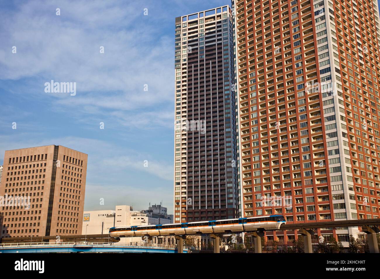 Train Monorail de Tokyo depuis l'aéroport de Haneda Shinagawa Tokyo Japon Banque D'Images