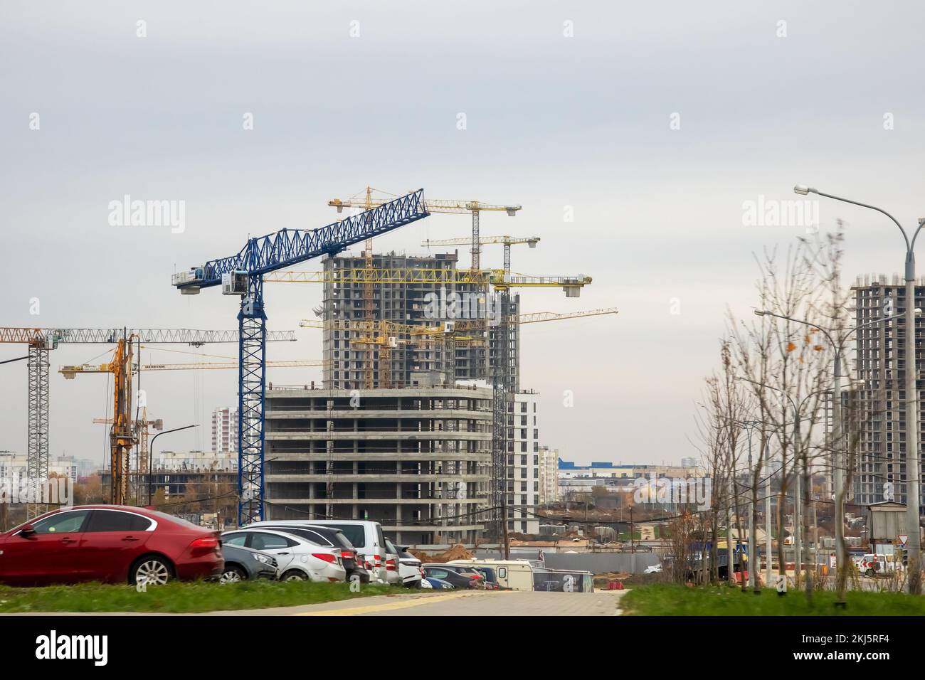 Bélarus, Minsk - 20 octobre 2022 : chantier de construction de minsk, gros plan sur le monde Banque D'Images