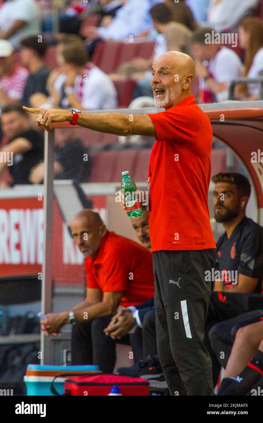 Telekom Cup 2022, 16.07.2022, Rhein Energie Stadion Cologne, 1.FC Köln-AC Milan 1:2, Stefano PIOLI (Coach AC Milan) Banque D'Images