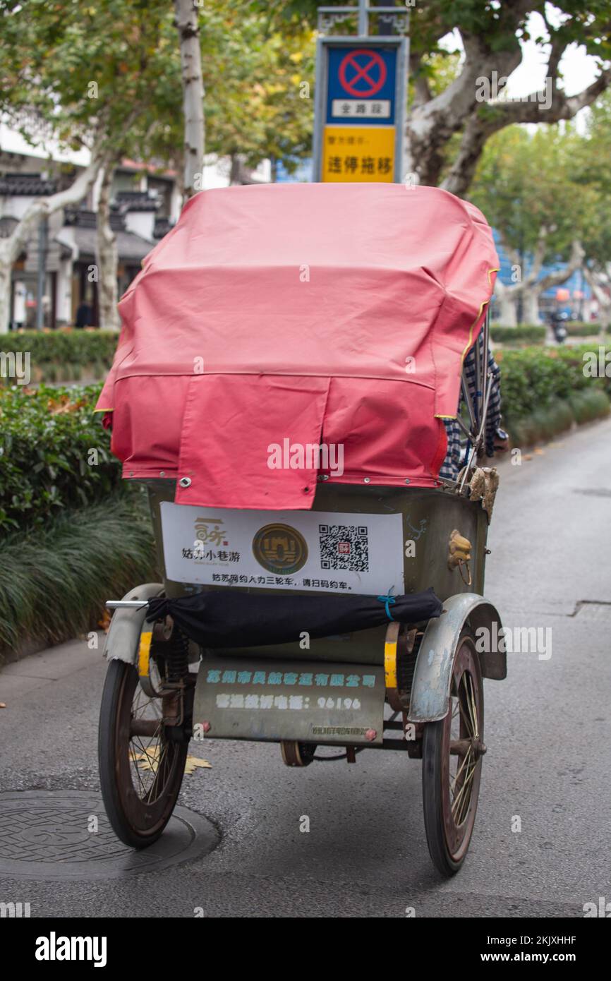 Pousse-pousse dans la rue Dongbei, Suzhou Banque D'Images