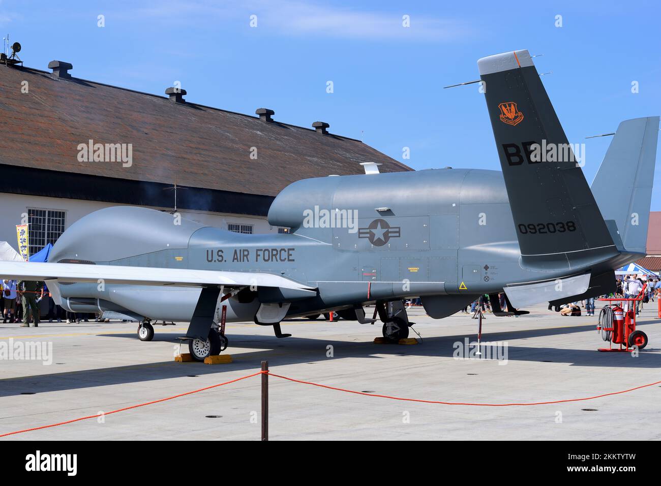 Préfecture d'Aomori, Japon - 07 septembre 2014 : appareil de surveillance sans pilote de la Force aérienne des États-Unis Northrop Grumman RQ-4B Global Hawk. Banque D'Images