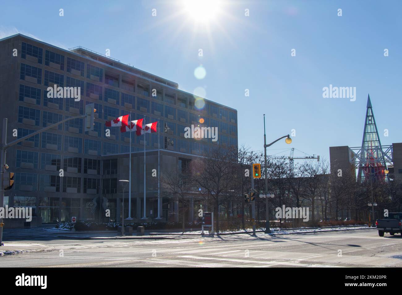 Le soleil brille sur l'édifice du bureau du gouvernement fédéral canadien d'Affaires mondiales Canada, l'organisme gère les intérêts du Canada dans le monde entier. Banque D'Images