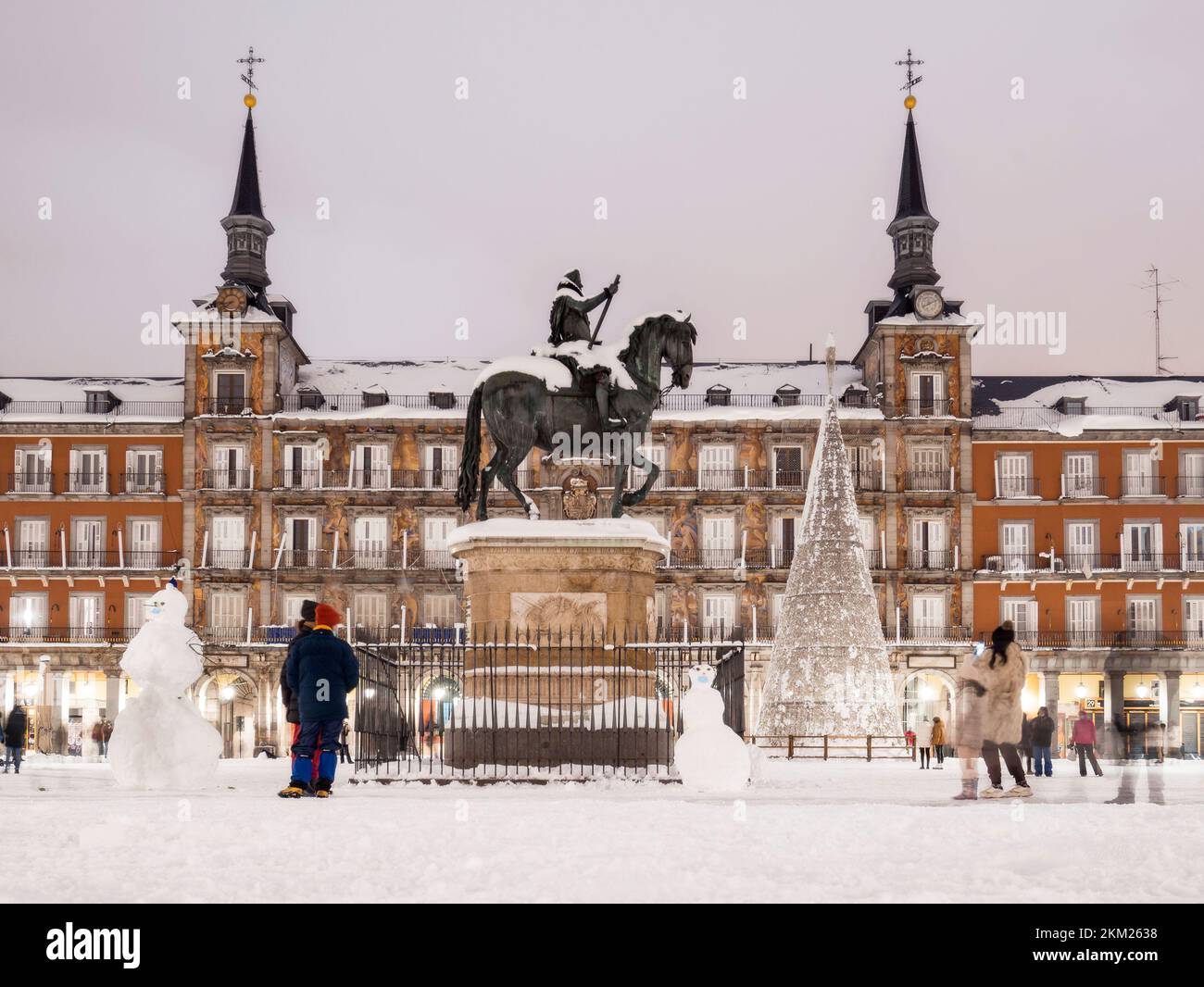 Plaza Mayor nevada. Madrid. Espagne Banque D'Images