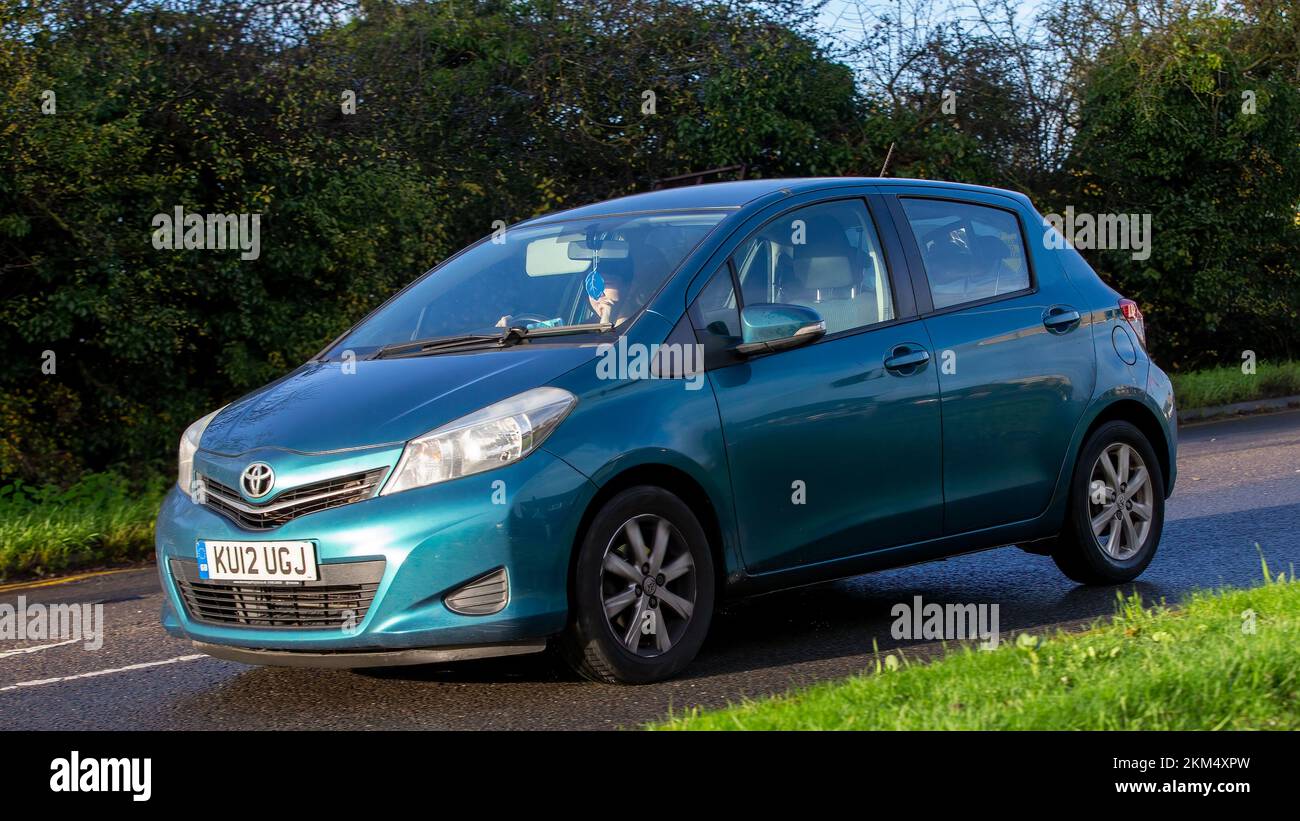 Toyota Yaris 2012 turquoise Banque D'Images