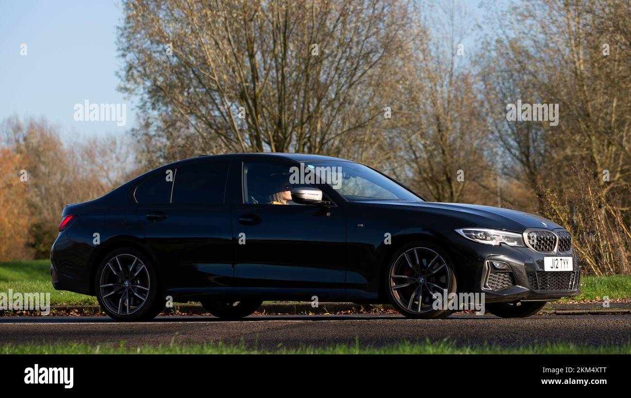 2021 noir BMW M340D XDRIVE MHEV AUTO diesel électrique Banque D'Images