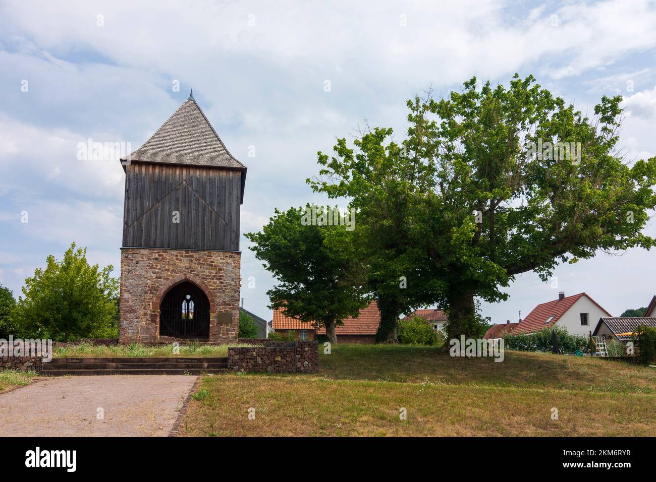 Reichshoffen (Reichshofen) : église de la ruine Altkirch en Alsace (Elssas), Bas-Rhin (Unterelssas), France Banque D'Images Reichshoffen (Reichshofen) : église de la ruine Altkirch en Alsace (Elssas), Bas-Rhin (Unterelssas), France Banque D'Images
