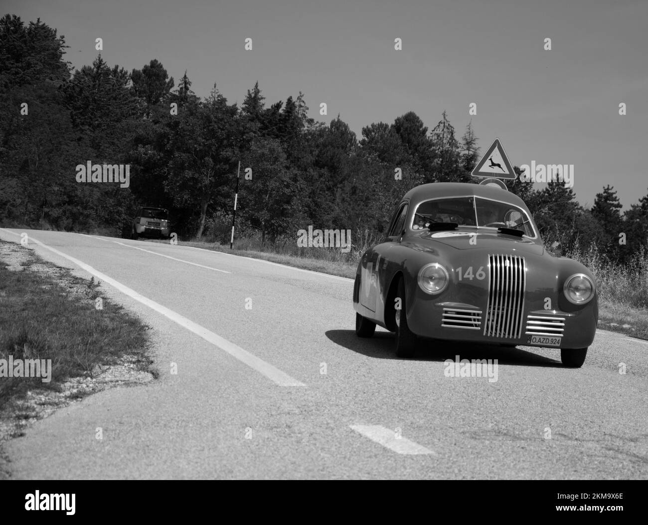 URBINO, ITALIE - 16 juin - 2022 : FIAT 1100 S MM GOBBONE 1948 sur une vieille voiture de course en rallye mille Miglia 2022 la célèbre course historique italienne Banque D'Images