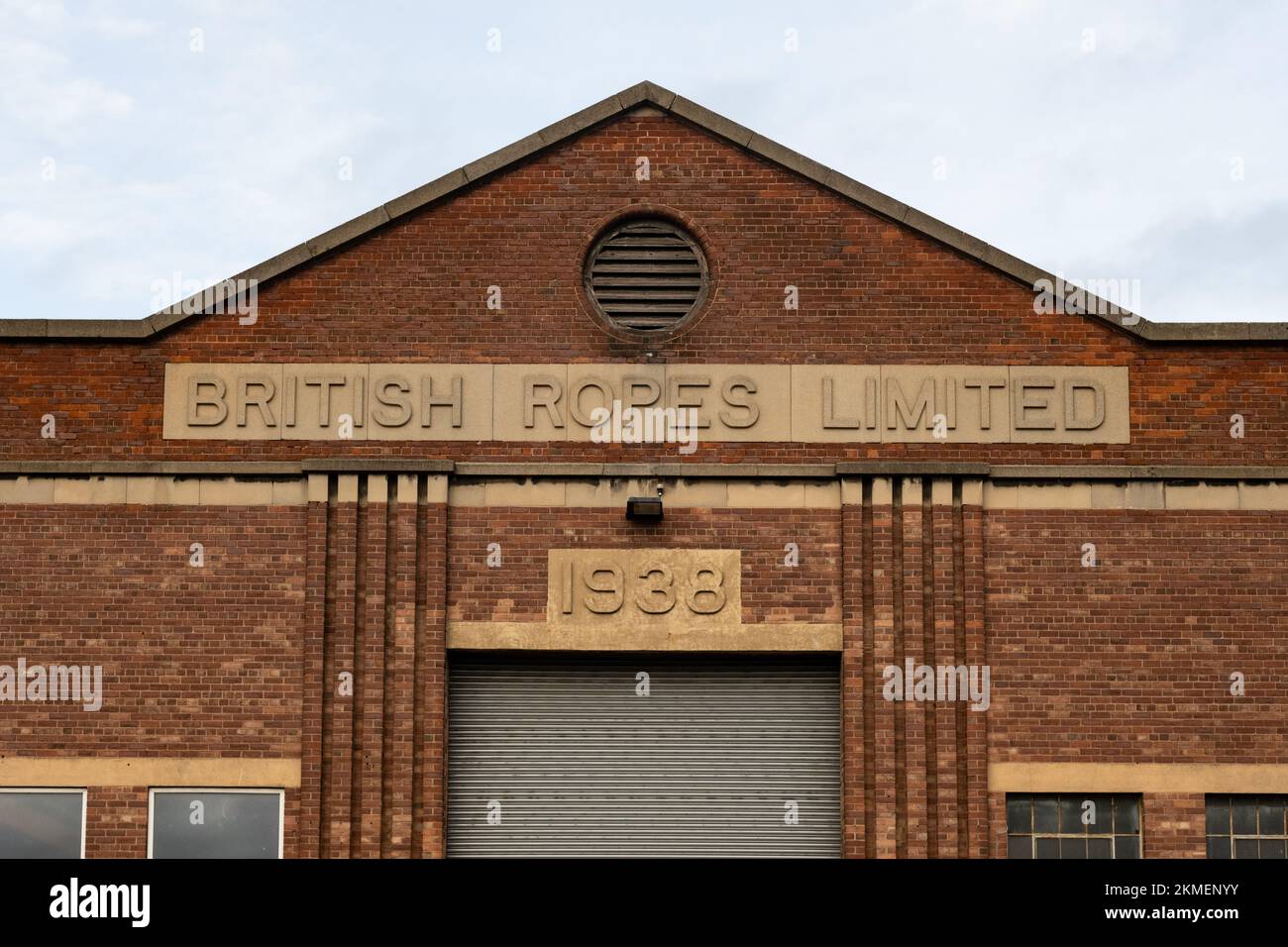 British ROPES Limited 1938 signe sur le bâtiment de l'usine Bridon Bekaert (anciennement Bridon International), Balby Carr Bank, Doncaster, Angleterre, Royaume-Uni Banque D'Images