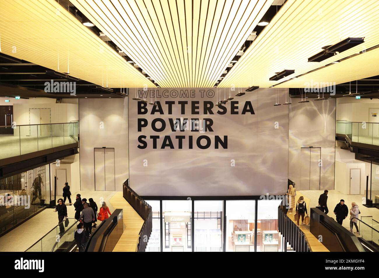 L'entrée de la centrale électrique de Battersea, à SW London, au Royaume-Uni, a été rouverte Banque D'Images