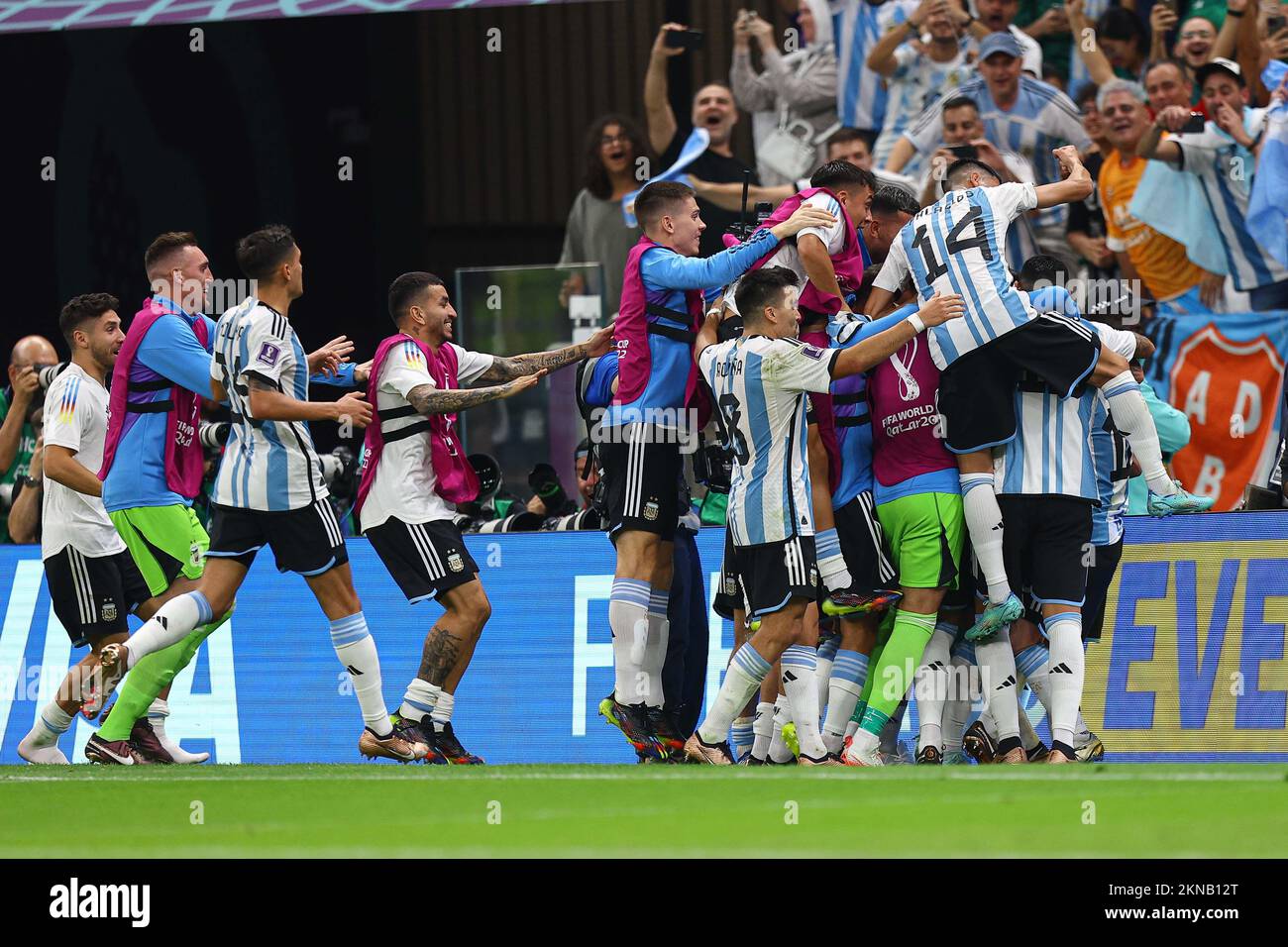 Patch Brodé Coupe Du Monde Qatar 2022 – Couleurs Bleu Violet, équipes Brésil Mexique Argentine