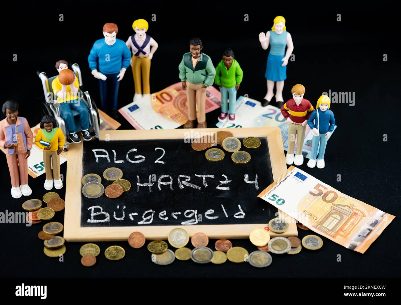 Sur 1 janvier 2023, l'allocation chômage Hartz 4 sera remplacée par des prestations plus élevées pour les citoyens (traduction = Buergergeld) en Allemagne Banque D'Images