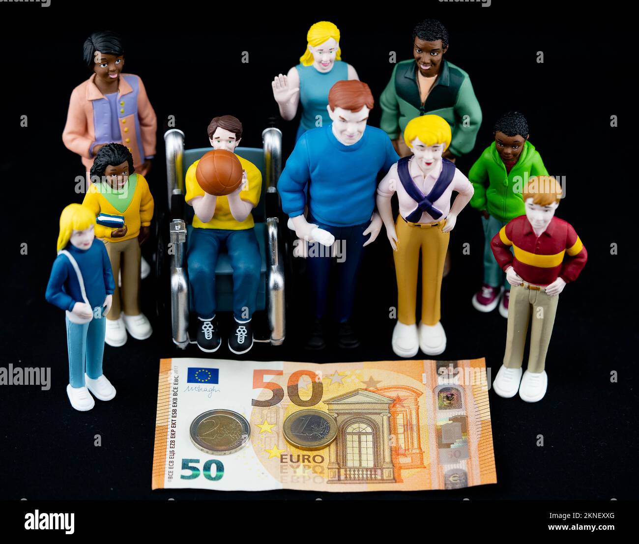 Sur 1 janvier 2023, l'allocation chômage Hartz 4 sera remplacée par des prestations plus élevées pour les citoyens (traduction = Buergergeld) en Allemagne Banque D'Images