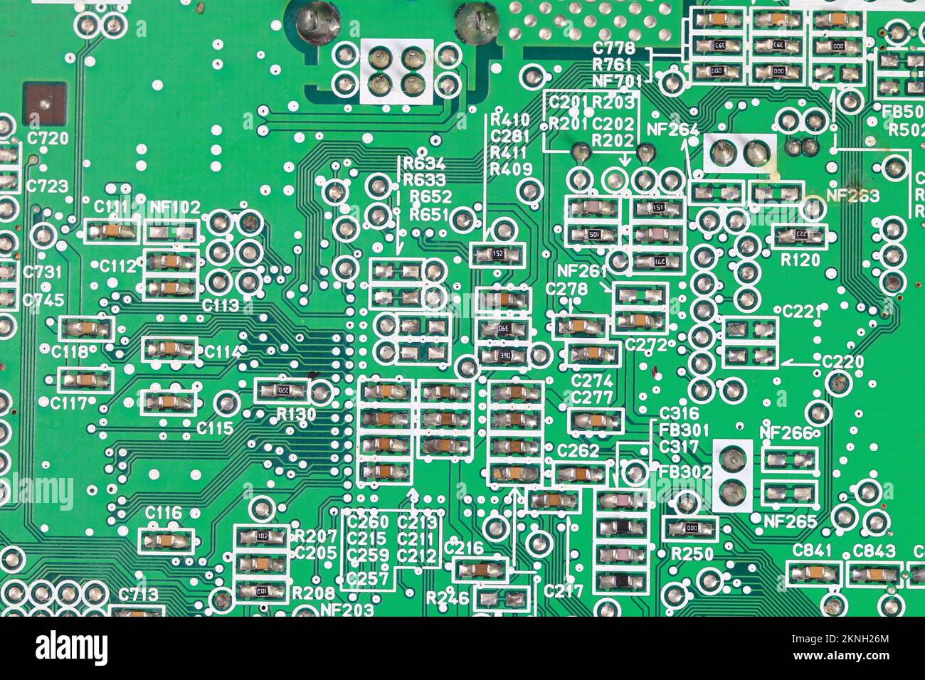 Carte de circuit imprimé de l'ordinateur avec composants électroniques. Carte électronique. Technologie de matériel informatique électronique. Formation en sciences techniques. Banque D'Images