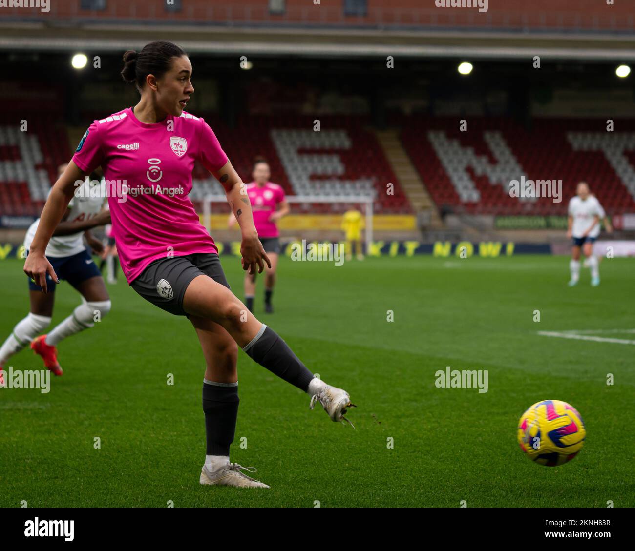 Londres, Royaume-Uni. 27th novembre 2022. Londres, Angleterre, 27 novembre 2022 : coupe de ligue pour femmes entre Tottenham Hotspur et Coventry Unis au stade de Brisbane Road, Angleterre. (Daniela Torres/SPP) crédit: SPP Sport presse photo. /Alamy Live News Banque D'Images