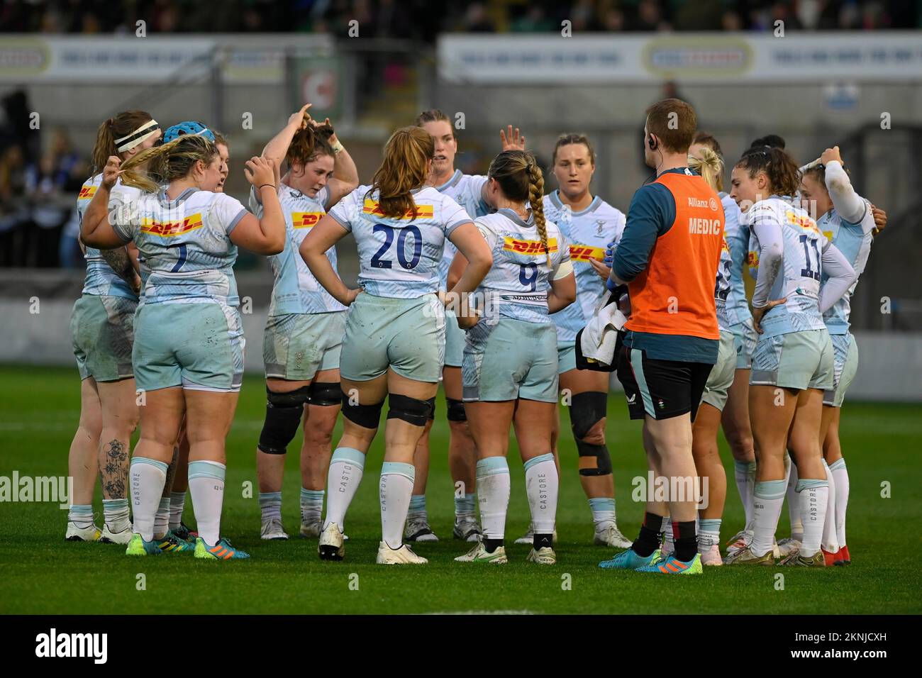 NORTHAMPTON, ANGLETERRE- -27 - 2022 novembre : les Harlequins pendant le match entre Loughborough Lightning et Harlequins aux Jardins de Franklin sur 27 novembre 2022 à Northampton, Angleterre crédit: PATRICK ANTHONISZ/Alay Live News Banque D'Images