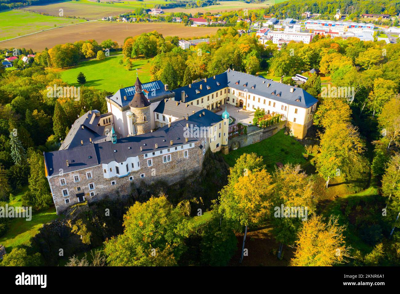 Vue aérienne du château de Zbiroh, République tchèque Banque D'Images