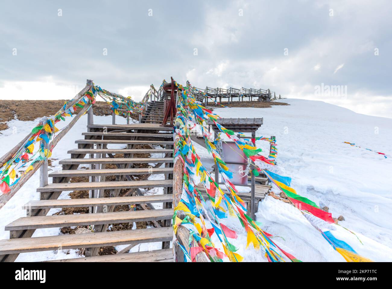 Voyage en Chine, belle vue sur le paysage de la vallée de la Lune Bleue Shika Snow Mountain à Shangri-la, Lijiang, Chine. Banque D'Images