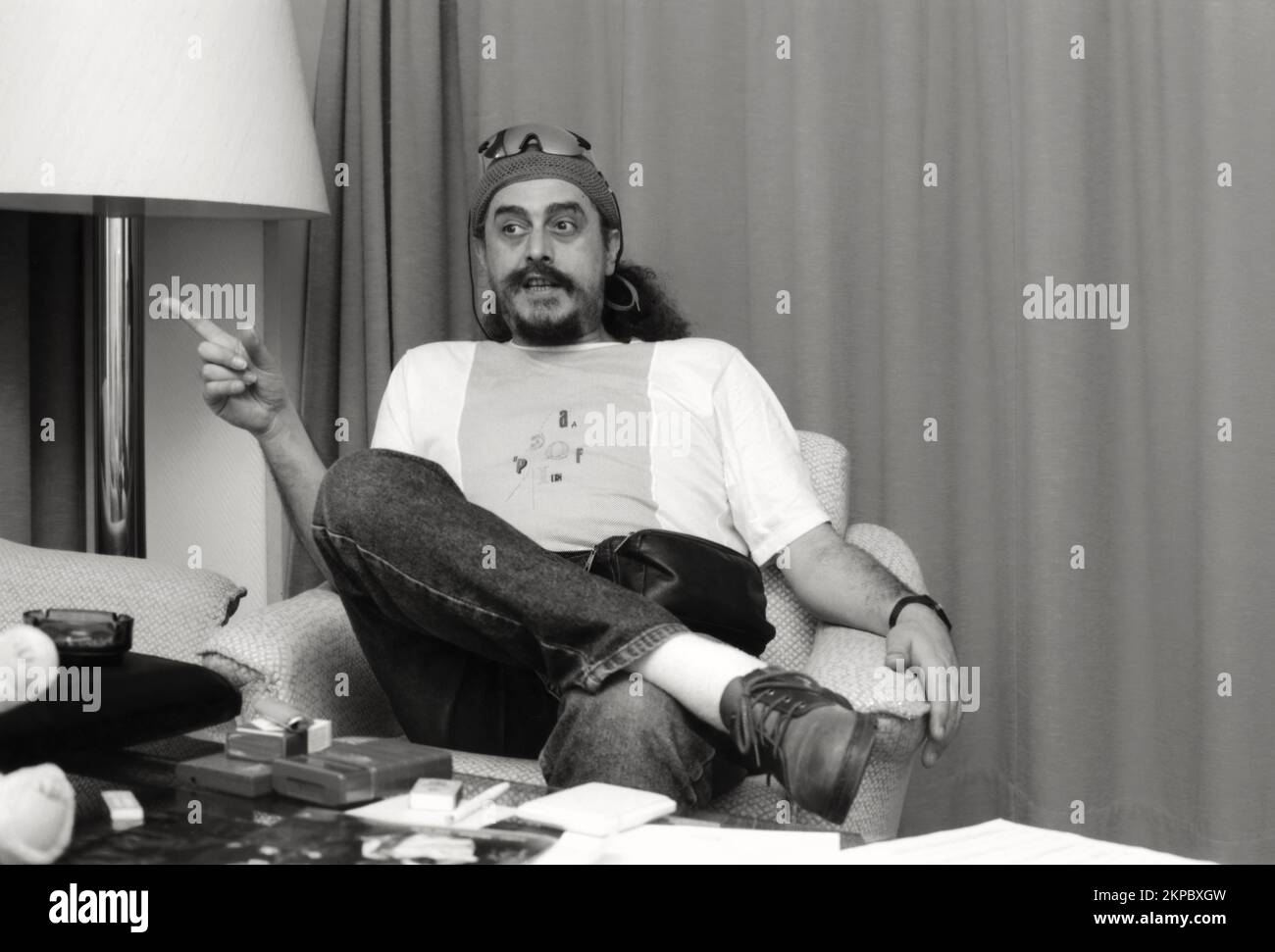 Egberto Gismonti, compositeur brésilien, guitariste et pianiste, interview, Cologne, 1993 Banque D'Images
