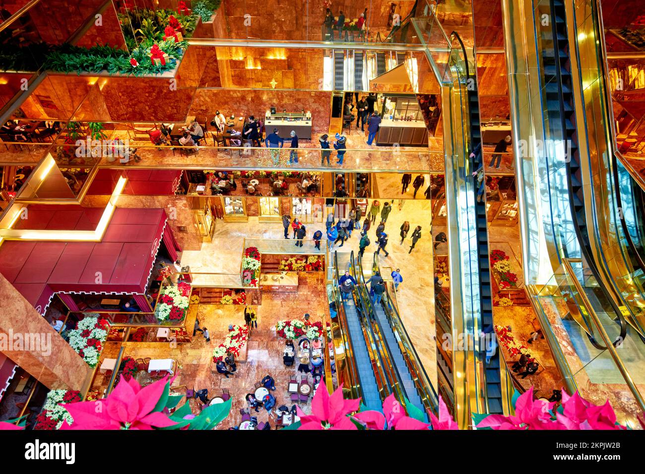 New York. Manhattan. États-Unis. L'atrium de la Trump Tower Banque D'Images