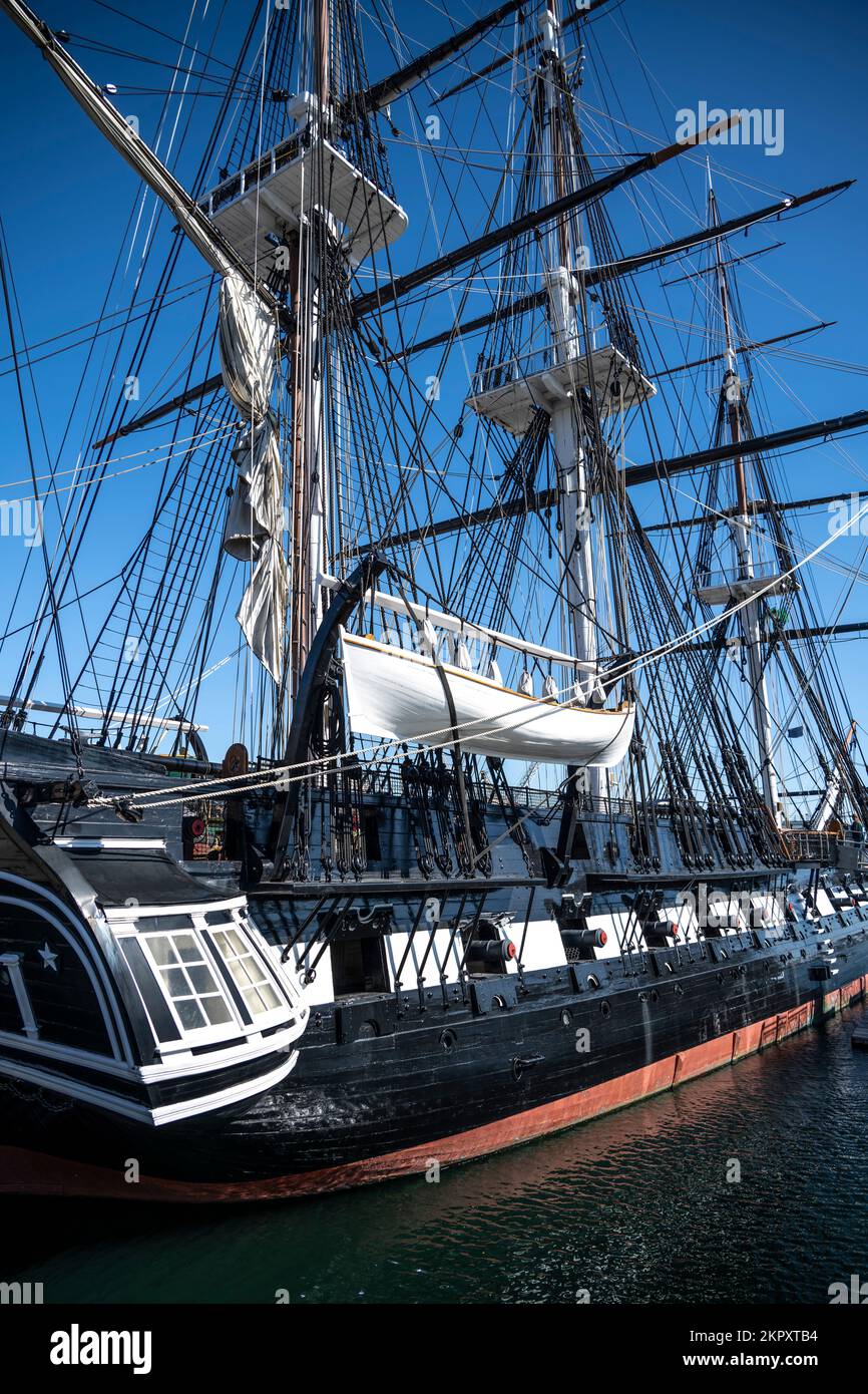 Côté tribord de l'USS Constitution dans le port de Boston Banque D'Images