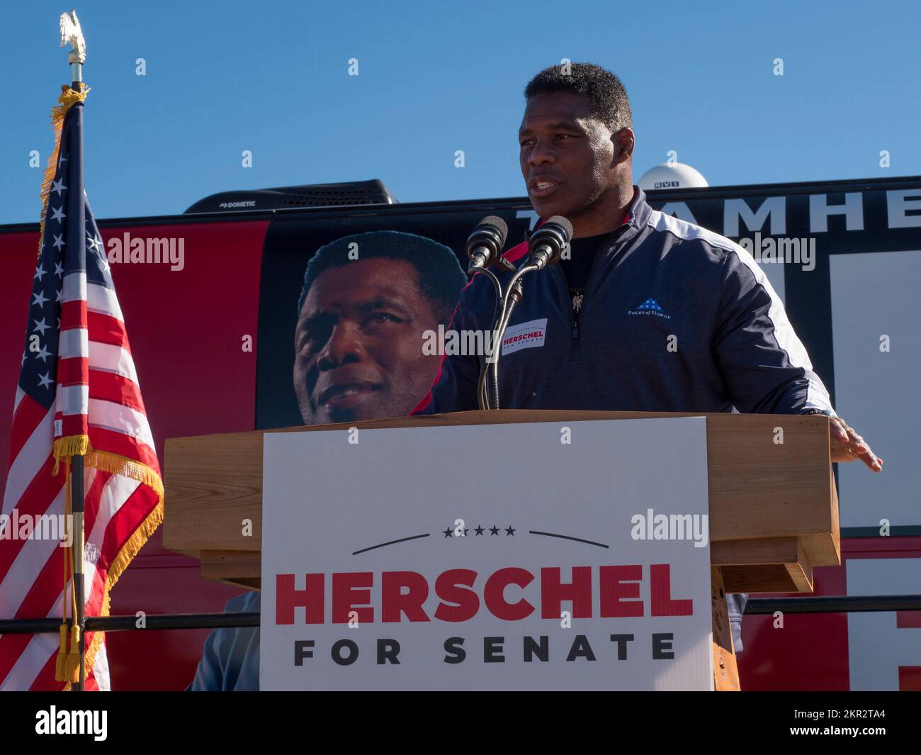 Toccoa, Géorgie, États-Unis. 28th novembre 2022. Le candidat républicain au Sénat Herschel Walker a fait sa tournée d'Evict Warnock au nord-est de la Géorgie, exhortant ses partisans à voter et à amener d'autres personnes aux urnes. (Credit image: © Sue Dorfman/ZUMA Press Wire) Credit: ZUMA Press, Inc./Alamy Live News Banque D'Images