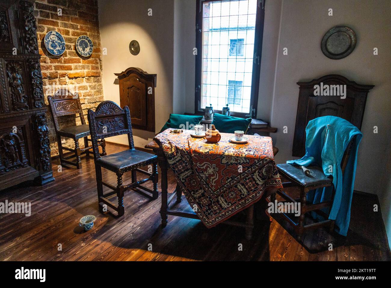 Salon à l'intérieur d'une maison de 14th siècle - Copernic House, Torun, Pologne Banque D'Images