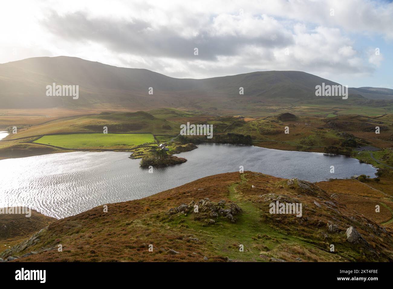 La vue de Bryn Brith Hill of Cregennan Lakes, Snowdonia, pays de Galles, Royaume-Uni Banque D'Images
