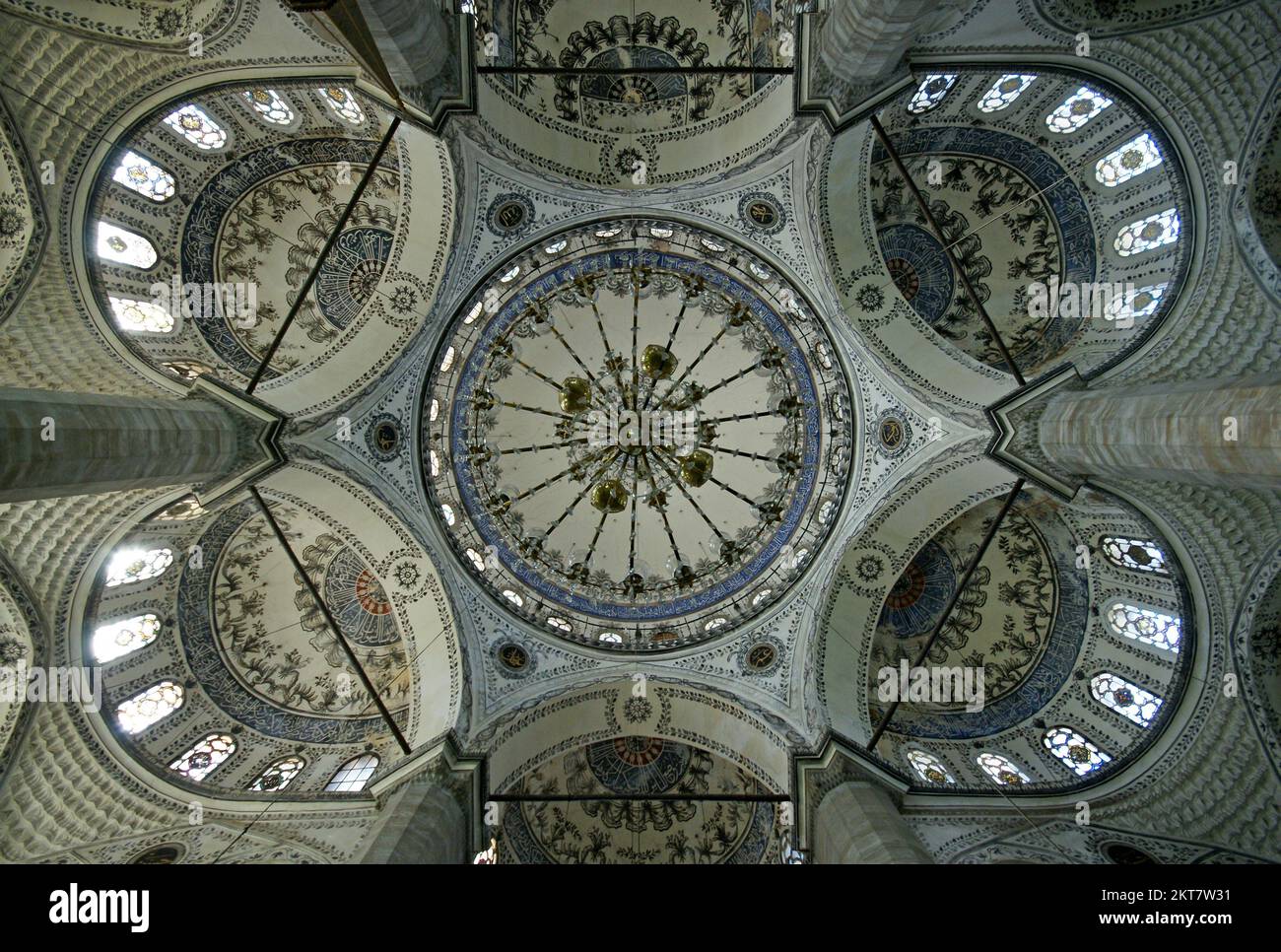 La mosquée et le complexe Hekimoglu Ali Pasha, situés à Istanbul, en Turquie, ont été construits en 1735. Banque D'Images