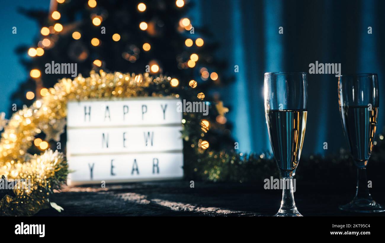 Nouvel an champagne Banque de photographies et d’images à haute ...