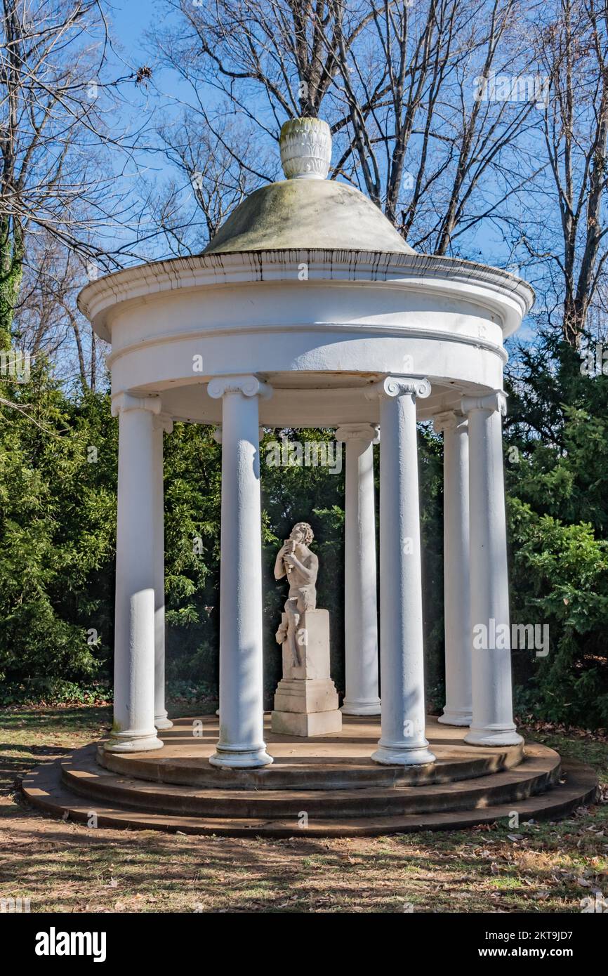 Promenade dans les jardins de Chatham Manor, Fredericksburg, Virginia USA, Fredericksburg, Virginie Banque D'Images