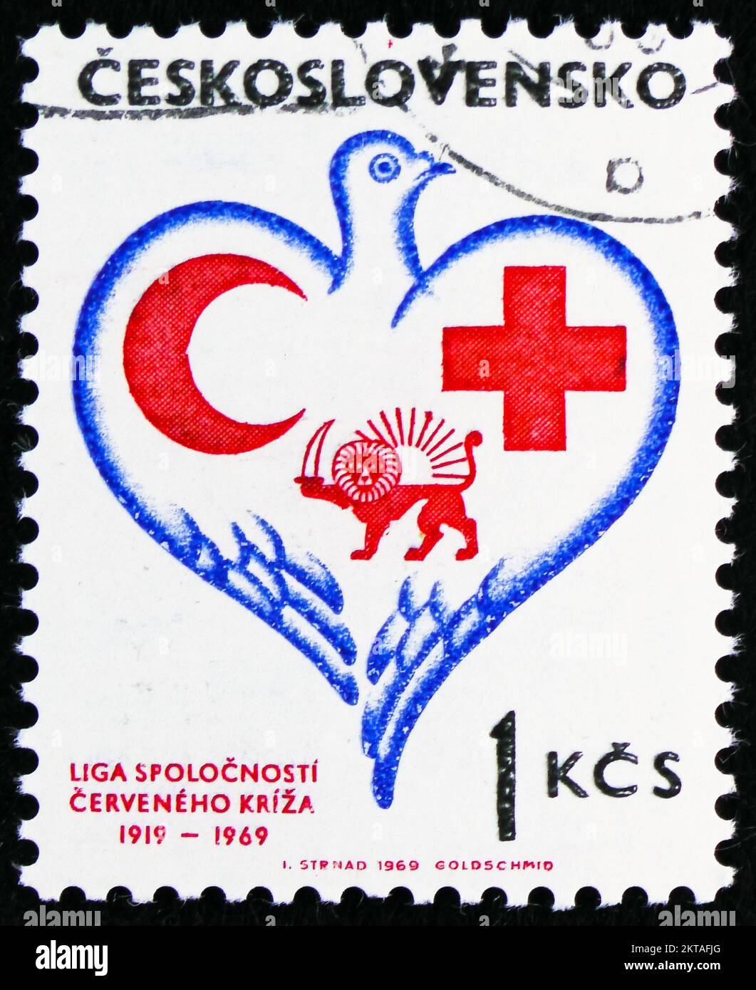 MOSCOU, RUSSIE - 29 OCTOBRE 2022 : le timbre-poste imprimé en Tchécoslovaquie montre la Croix-Rouge tchécoslovaque, 150th anniversaire, série, vers 1969 Banque D'Images